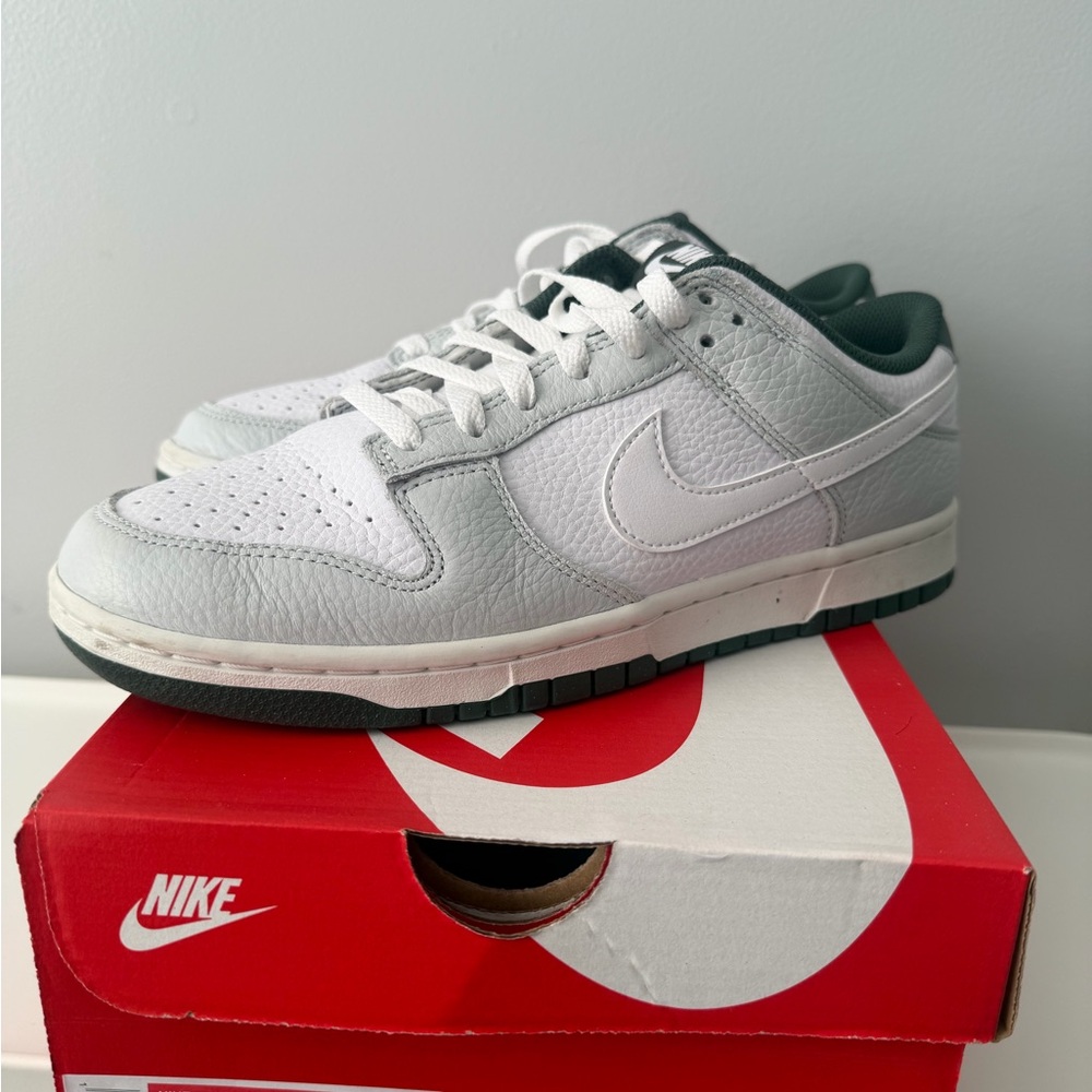 Nike Dunk Low Retro SE Men's Size 9 Photon Dust/White Sneakers